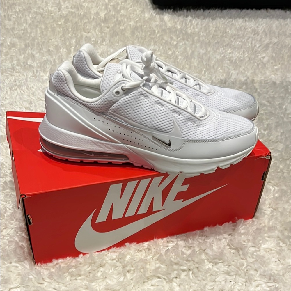 Nike Air Max Pulse